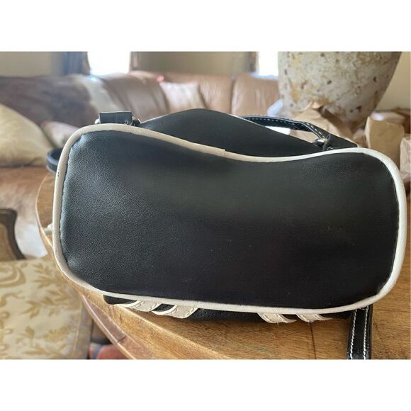 Small vegan leather backpack - Picture 8 of 10